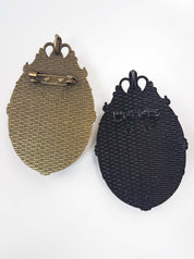 MALE SKULL SKELETON CAMEO BROOCH | THEBLACKWARDROBE.COM.