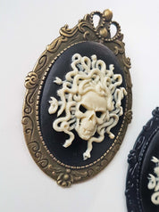 MEDUSA SKULL CAMEO BROOCH | THEBLACKWARDROBE.COM.