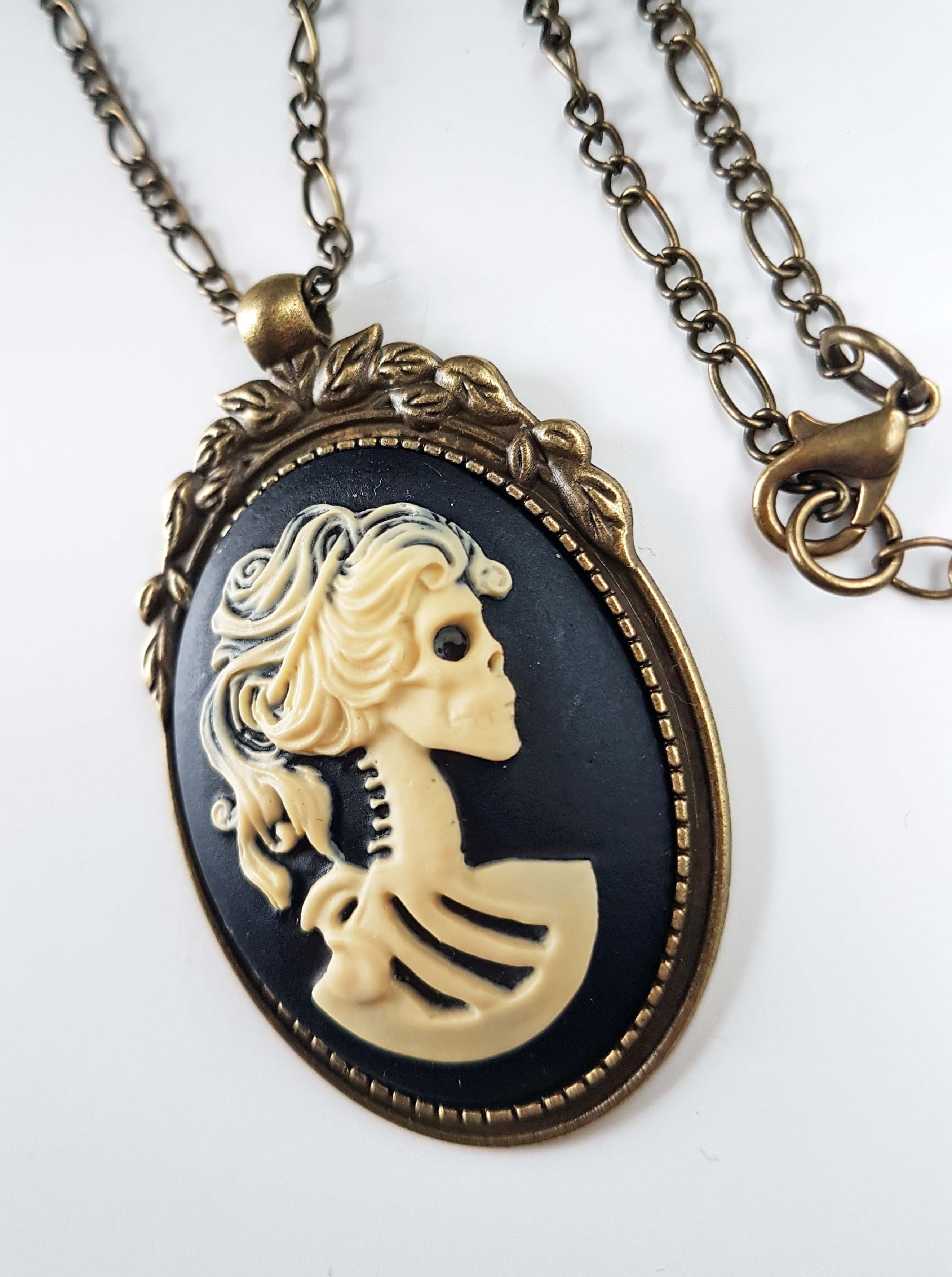 LADY SKULL SKELETON CAMEO NECKLACE | THEBLACKWARDROBE.COM.