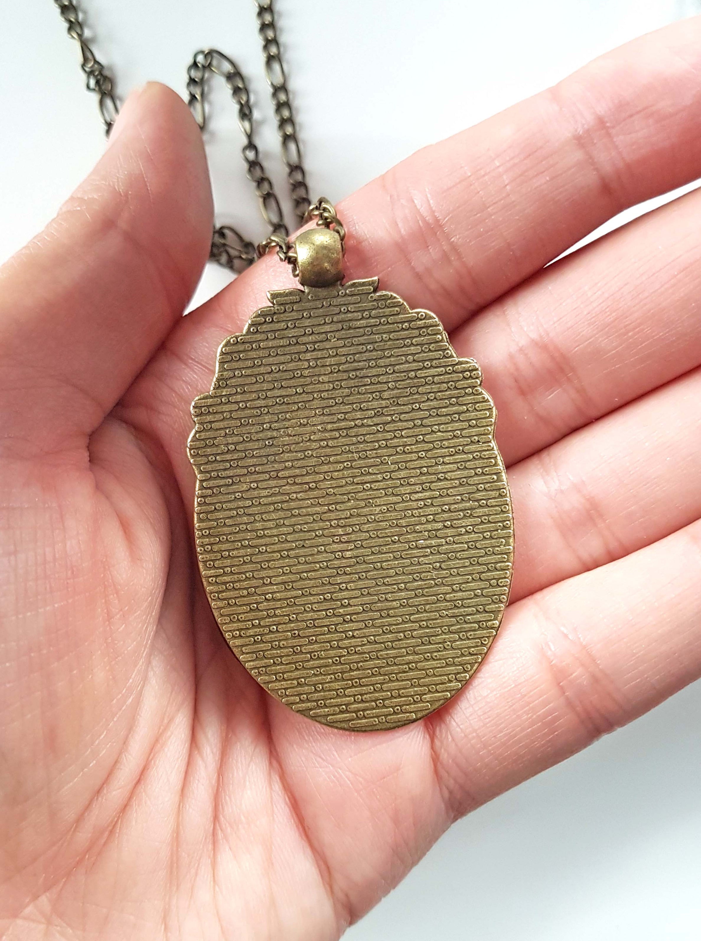 LADY SKULL SKELETON CAMEO NECKLACE | THEBLACKWARDROBE.COM.