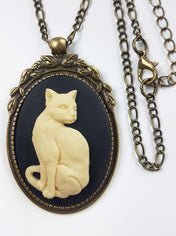 CAT CAMEO NECKLACE | THEBLACKWARDROBE.COM.