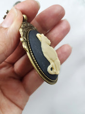 CAT CAMEO NECKLACE | THEBLACKWARDROBE.COM.