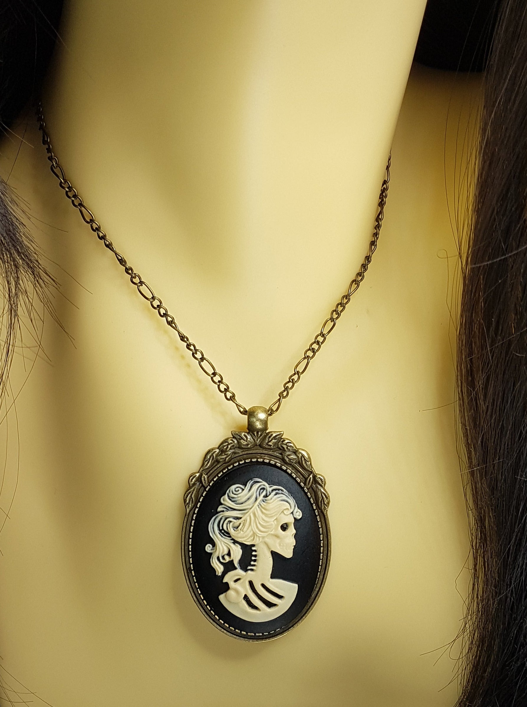LADY SKULL SKELETON CAMEO NECKLACE | THEBLACKWARDROBE.COM.