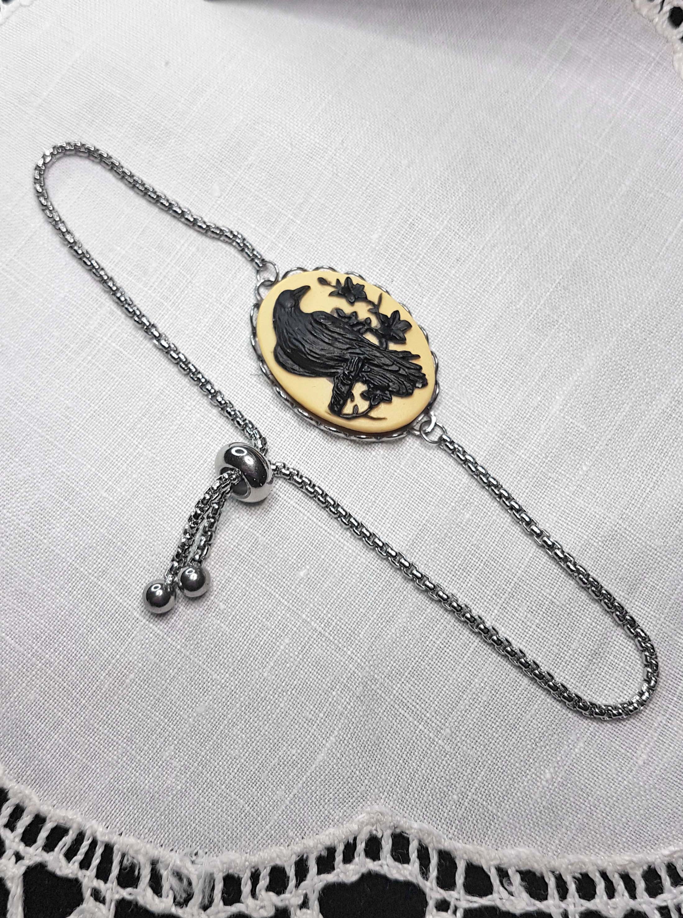 RAVEN CAMEO BRACELET | THEBLACKWARDROBE.COM.