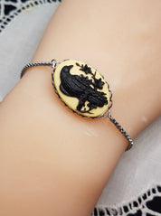 RAVEN CAMEO BRACELET | THEBLACKWARDROBE.COM.