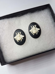 SMALL BEE CAMEO STUD EARRINGS | THEBLACKWARDROBE.COM.
