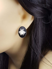 SMALL BEE CAMEO STUD EARRINGS | THEBLACKWARDROBE.COM.