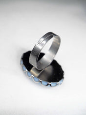 SILVER CAT CAMEO RING | THEBLACKWARDROBE.COM.