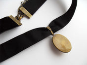CAT CAMEO CHOKER | THEBLACKWARDROBE.COM.