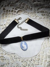 CAT CAMEO CHOKER | THEBLACKWARDROBE.COM.