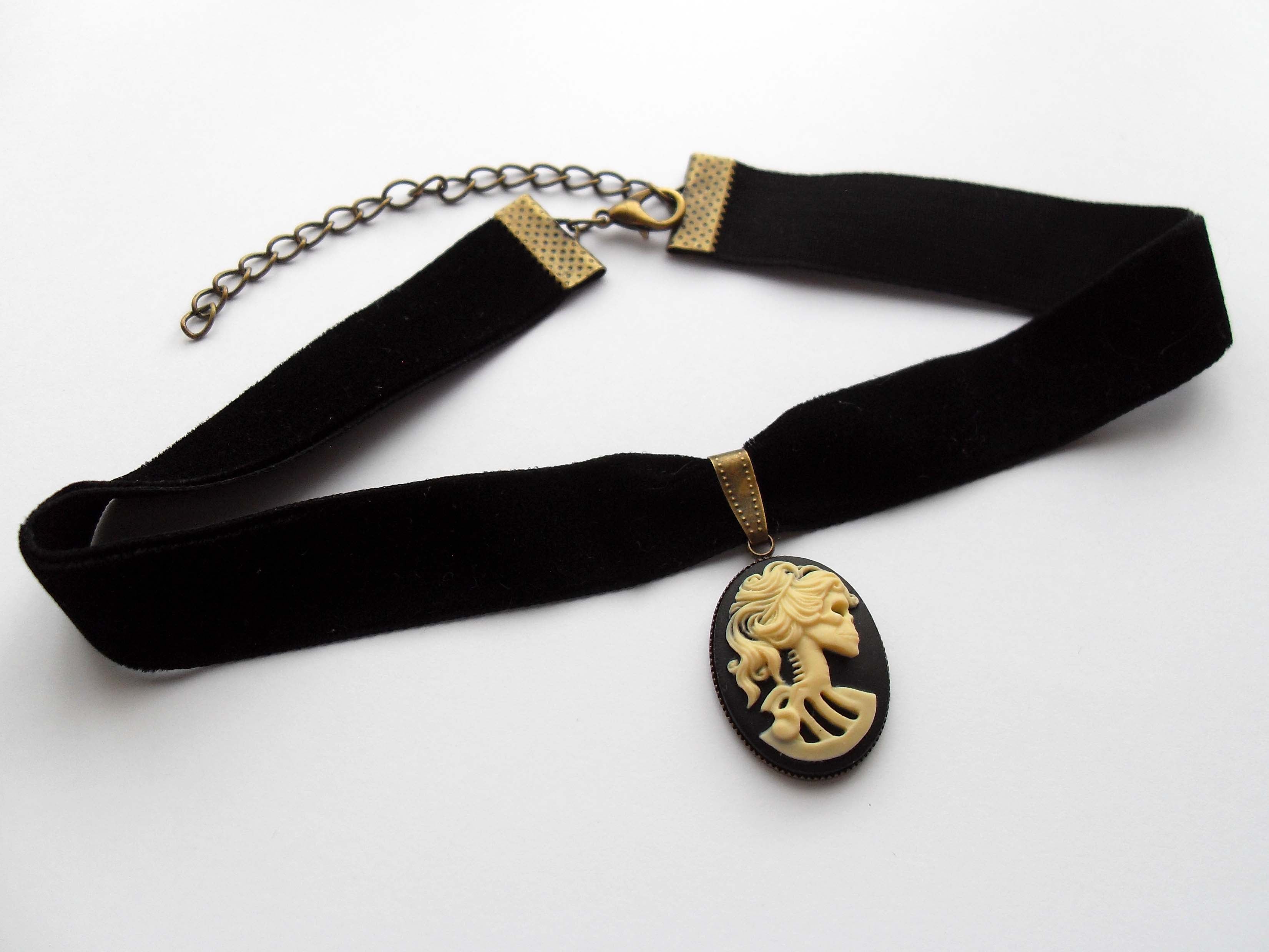 LADY SKULL SKELETON CAMEO CHOKER | THEBLACKWARDROBE.COM.